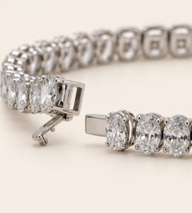 Oval Lumière Bracelet - Image 3