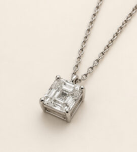 Princess Signature Necklace - Image 3