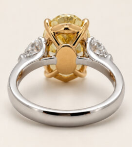 Golden Oval Ring - Image 3