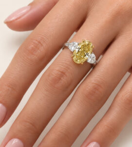 Golden Oval Ring - Image 4