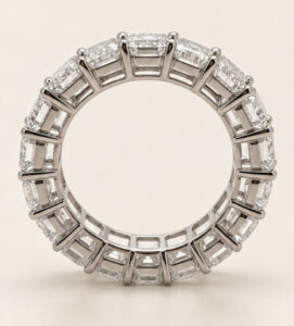 Grand Emerald Ring - Image 3